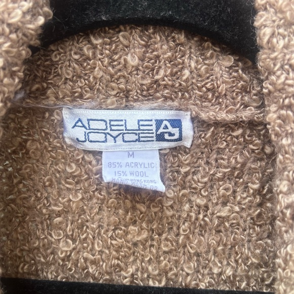Vintage Adele Joyce Sweather - Picture 9 of 9